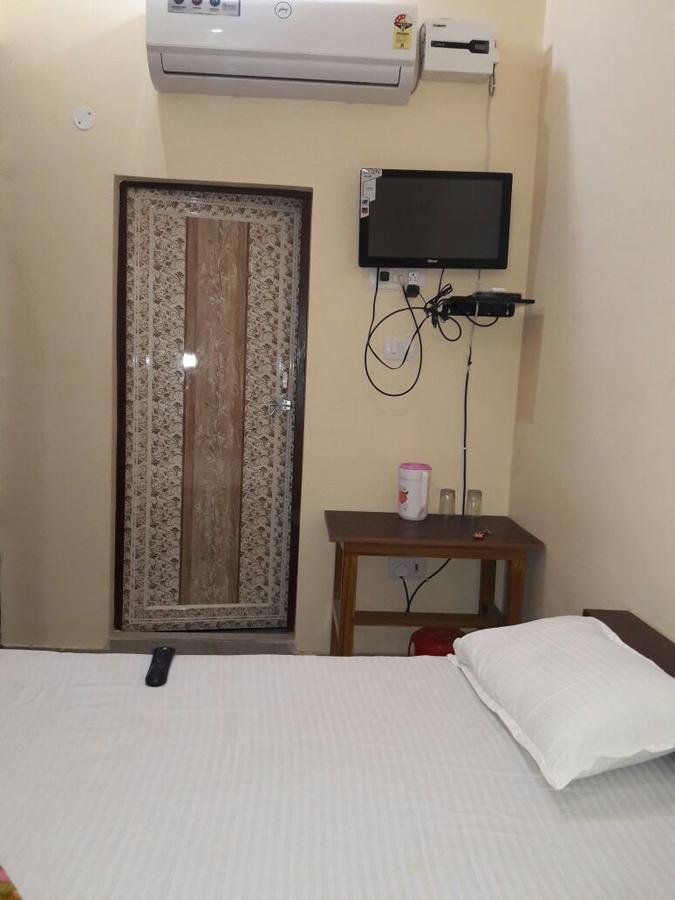 Hotel Ganga Vilas Colonelganj Εξωτερικό φωτογραφία