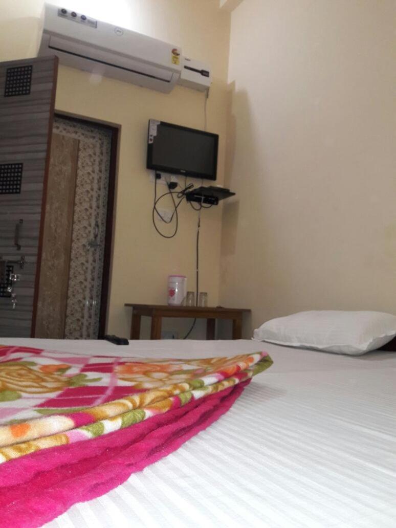Hotel Ganga Vilas Colonelganj Εξωτερικό φωτογραφία