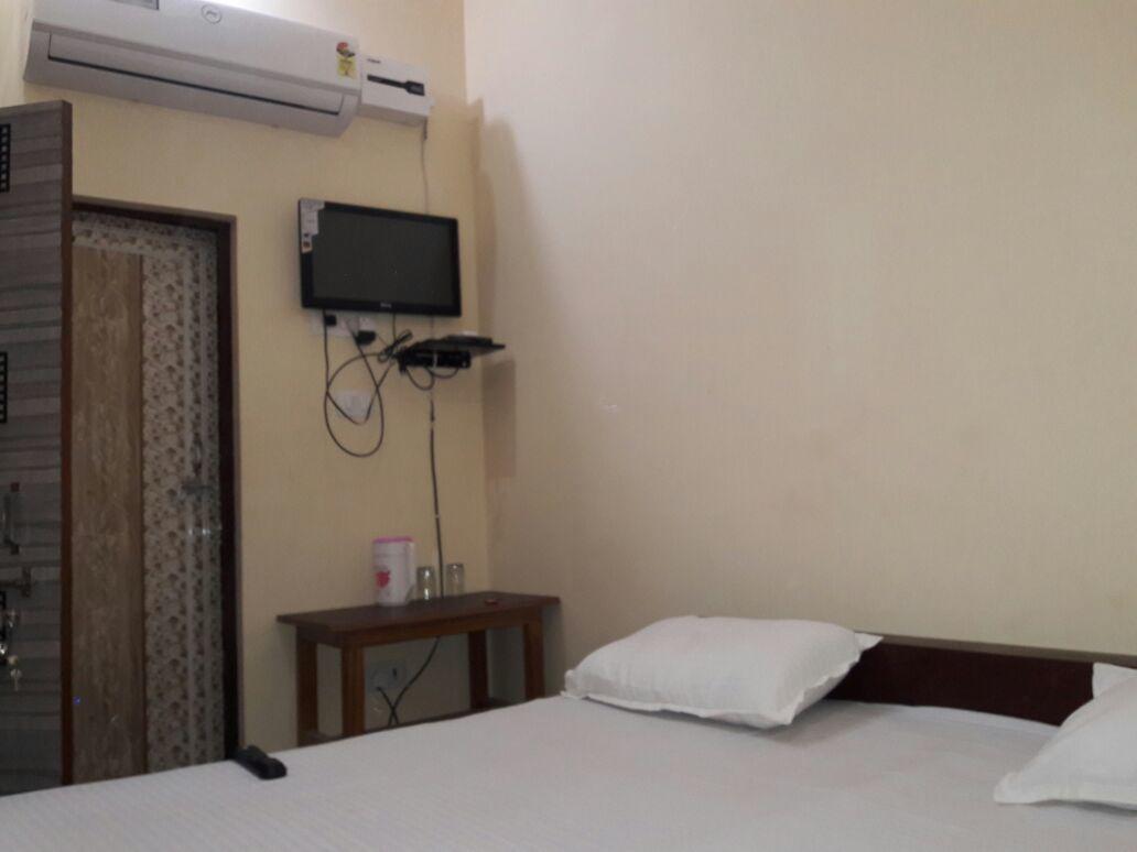 Hotel Ganga Vilas Colonelganj Εξωτερικό φωτογραφία